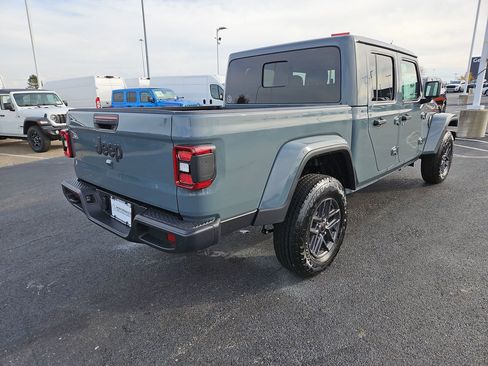 New 2026 Jeep Gladiator Sport image 7