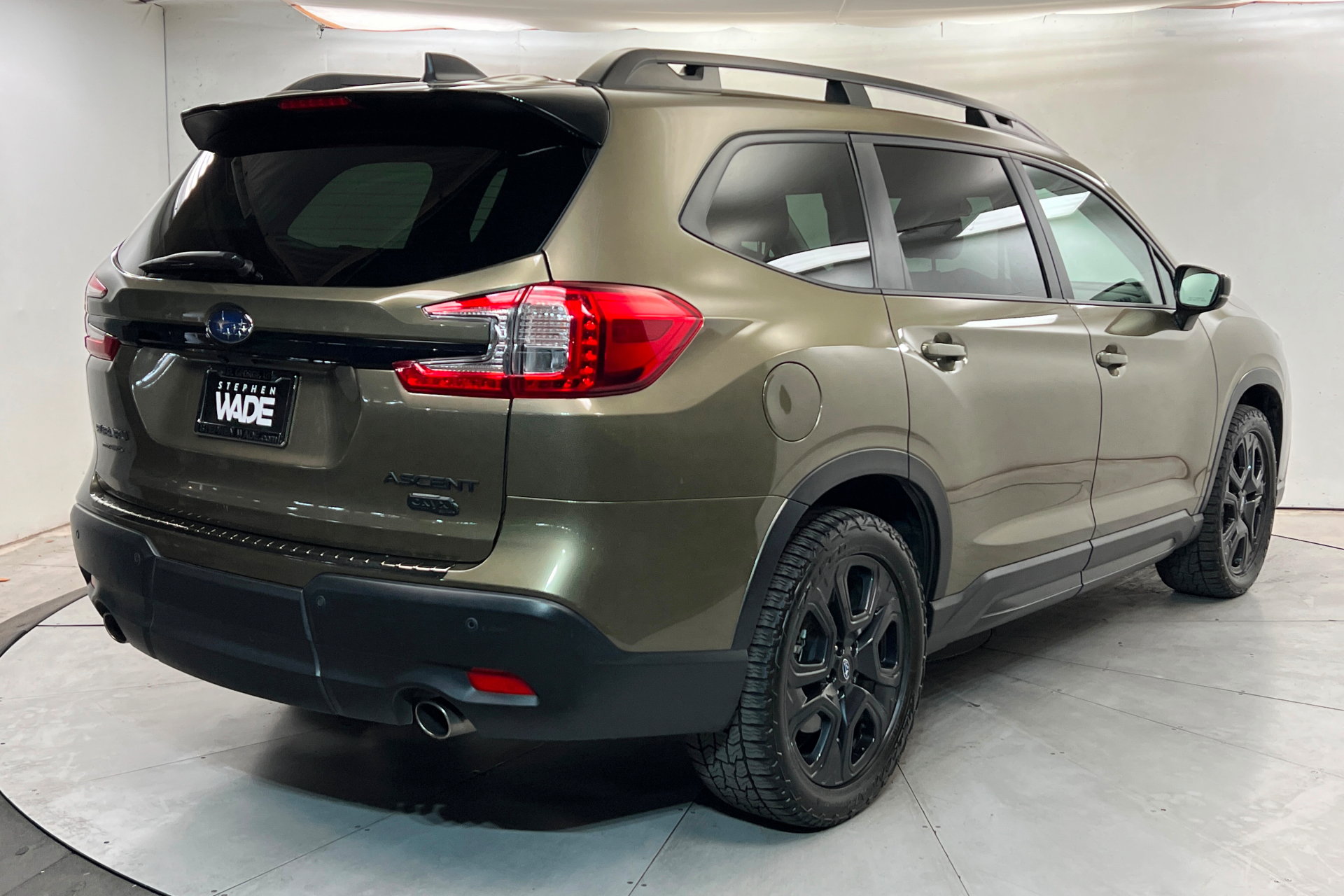 Used 2024 Subaru Ascent Onyx Edition AWD/4WD image 6