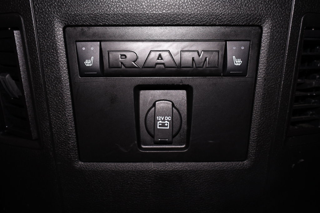 Used 2018 RAM 2500 Laramie w/ Convenience Group AWD/4WD image 14