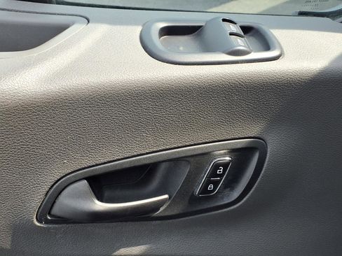 Used 2023 Ford Transit 250 Medium Roof image 16