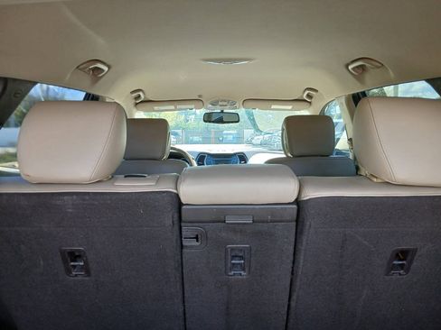 Used 2013 Hyundai Santa Fe Sport FWD image 11