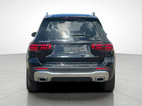 New 2025 Mercedes-Benz GLB 250 image 6