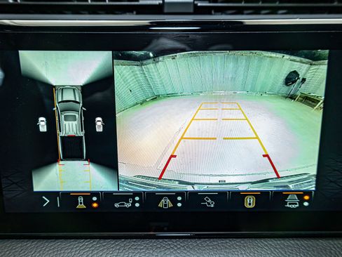 Used 2025 GMC Sierra 1500 Denali w/ Denali Reserve Package image 23