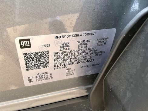 Used 2025 Chevrolet Trax ACTIV FWD image 34