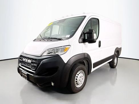 Used 2025 RAM ProMaster 1500 w/ Convenience Group image 3