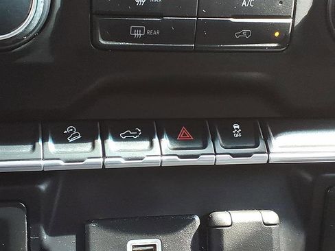 Used 2019 Chevrolet Silverado 1500 Custom Trail Boss w/ Custom Convenience Package image 22