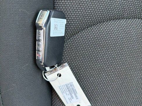 Used 2023 Kia Forte LXS image 27