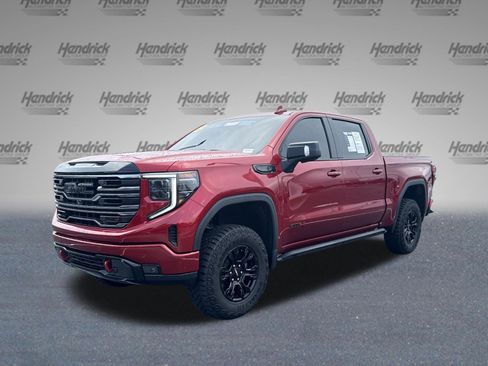 Used 2025 GMC Sierra 1500 AT4 w/ AT4 Premium Package AWD/4WD image 4