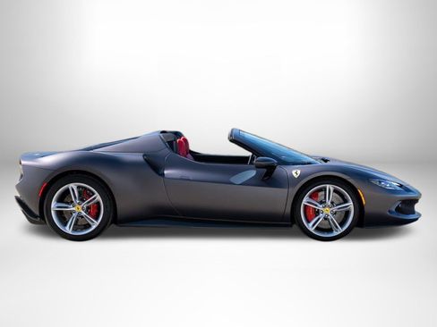 Used 2023 Ferrari 296 GTS RWD image 8