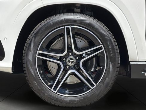New 2026 Mercedes-Benz GLS 450 4MATIC image 27