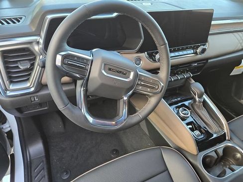 New 2026 GMC Canyon Denali AWD/4WD image 8