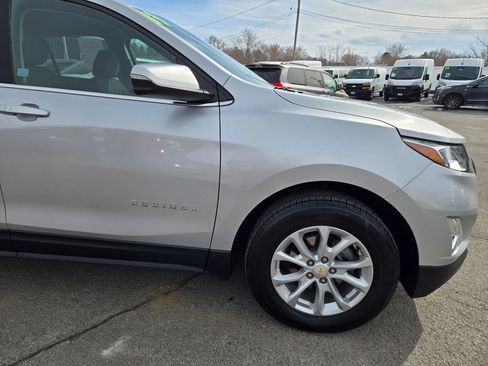 Used 2019 Chevrolet Equinox LT AWD/4WD image 13