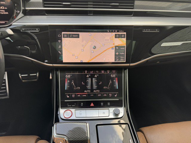 Used 2020 Audi S8 L AWD/4WD image 38