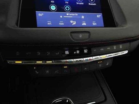 Certified 2022 Cadillac XT4 Sport image 36