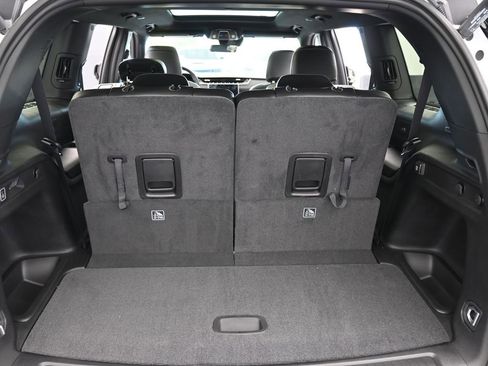 New 2025 Jeep Grand Cherokee L Limited image 37