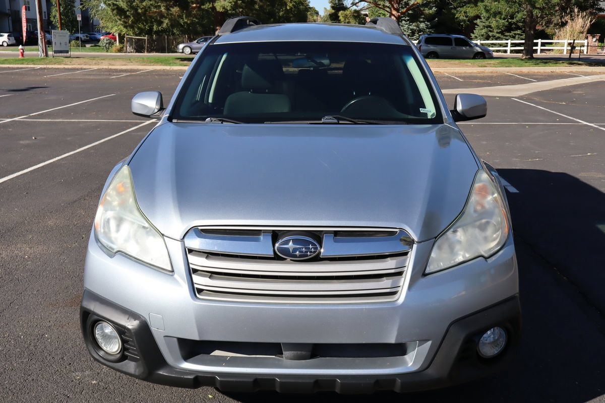 Used 2013 Subaru Outback 2.5i Premium AWD/4WD image 12