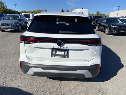 New 2025 Volkswagen Tiguan S image 6