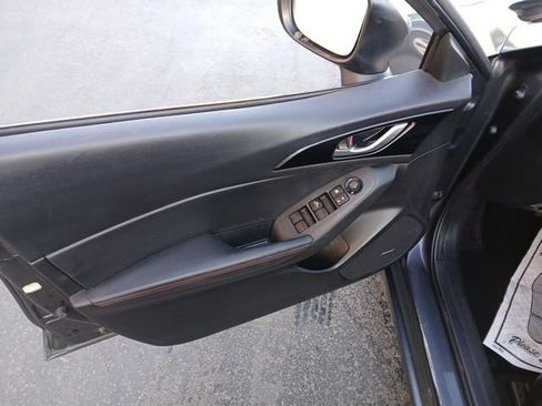 Used 2015 MAZDA MAZDA3 s Grand Touring image 18