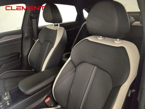 Used 2025 Kia K5 GT-Line image 32