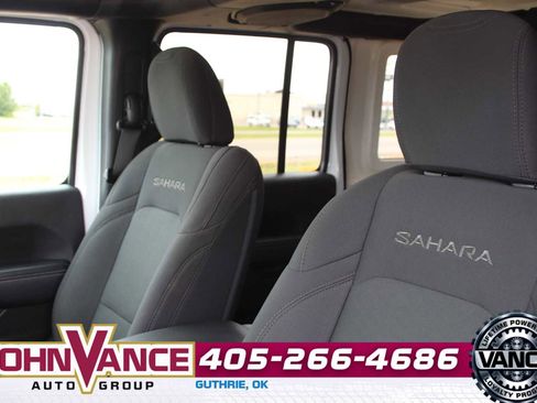 Used 2021 Jeep Wrangler Unlimited Sahara AWD/4WD image 24