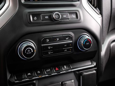 Used 2024 Chevrolet Silverado 1500 Custom w/ Turbomax Blackout Package image 21