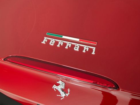 Certified 2023 Ferrari Portofino M RWD image 16
