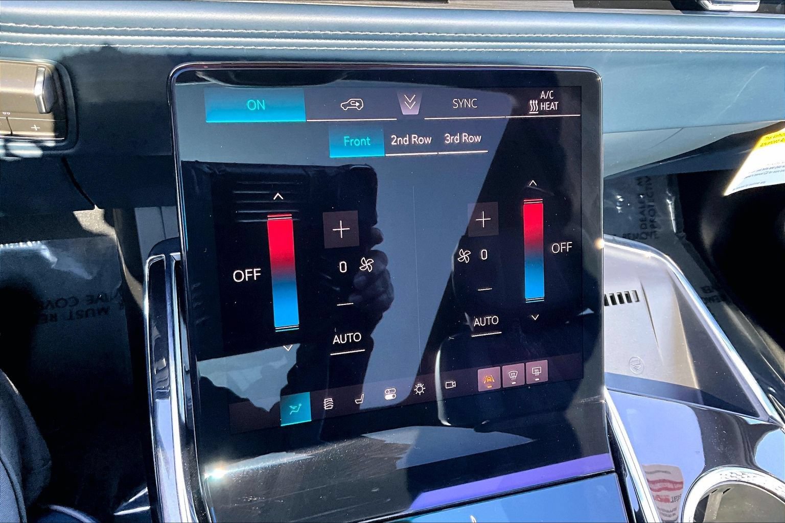 New 2026 Cadillac Escalade IQ Luxury 2 w/ LPO, Floor Liner Package AWD/4WD image 28