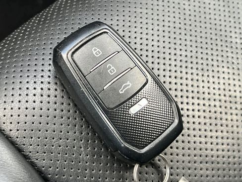 Used 2020 Jeep Grand Cherokee High Altitude image 27