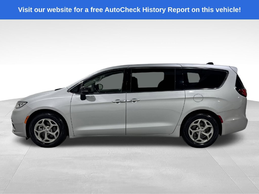 Used 2024 Chrysler Pacifica Limited FWD image 15