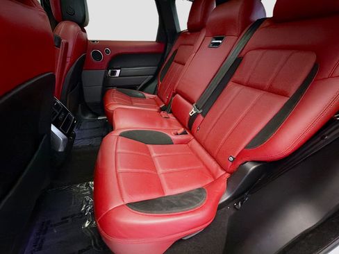 Used 2019 Land Rover Range Rover Sport Supercharged AWD/4WD image 13