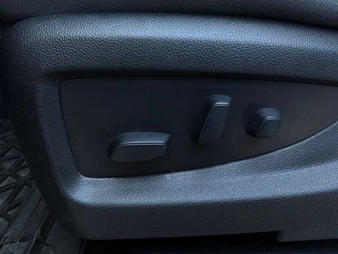 Used 2018 Chevrolet Silverado 1500 LT w/ All Star Edition AWD/4WD image 12