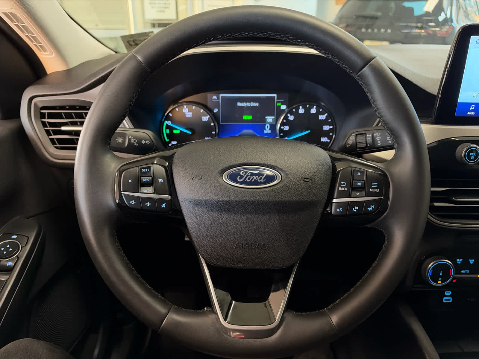 Used 2022 Ford Escape SE w/ Convenience Package FWD image 25