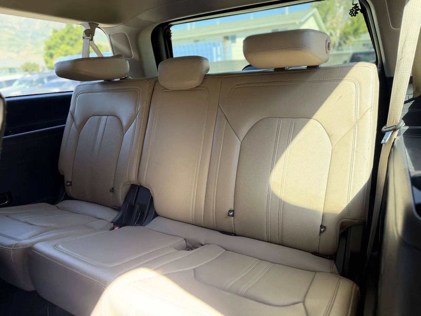 Used 2023 Ford Expedition Max Limited AWD/4WD image 19