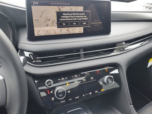 Certified 2025 INFINITI QX60 Luxe w/ Lighting Package (N94) image 7