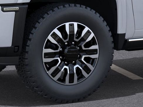 New 2026 GMC Sierra 3500 Denali Ultimate image 9