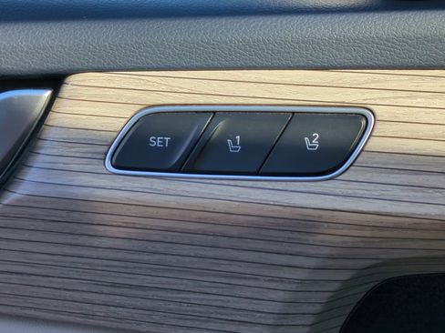 Used 2021 Hyundai Palisade Limited image 27