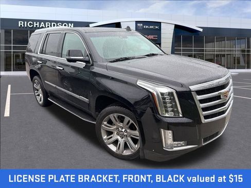 Used 2018 Cadillac Escalade Premium Luxury AWD/4WD image 4