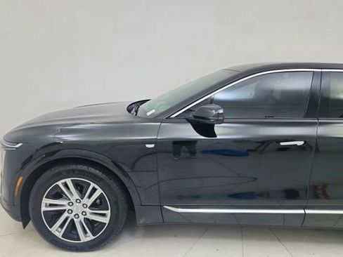 Used 2024 Cadillac Lyriq Tech image 9