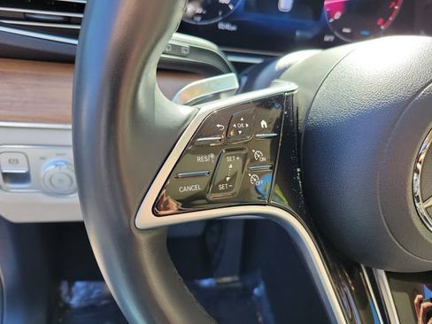 Used 2024 Mercedes-Benz GLE 450 4MATIC image 16