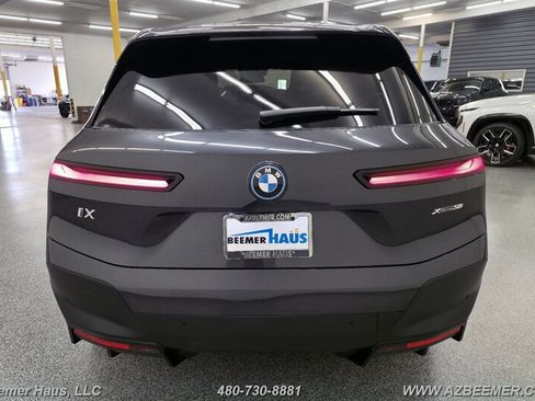 Used 2023 BMW iX xDrive50 w/ Convenience Package AWD/4WD image 5