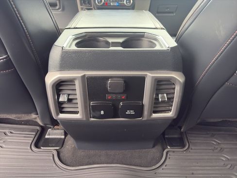 Used 2022 Ford F350 Platinum image 23
