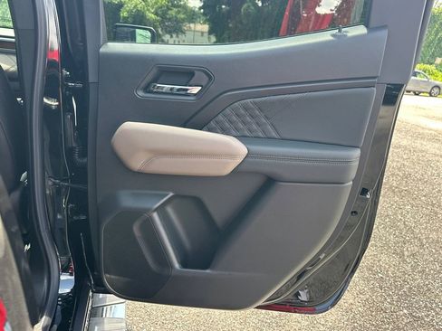 New 2026 GMC Canyon Denali AWD/4WD image 17