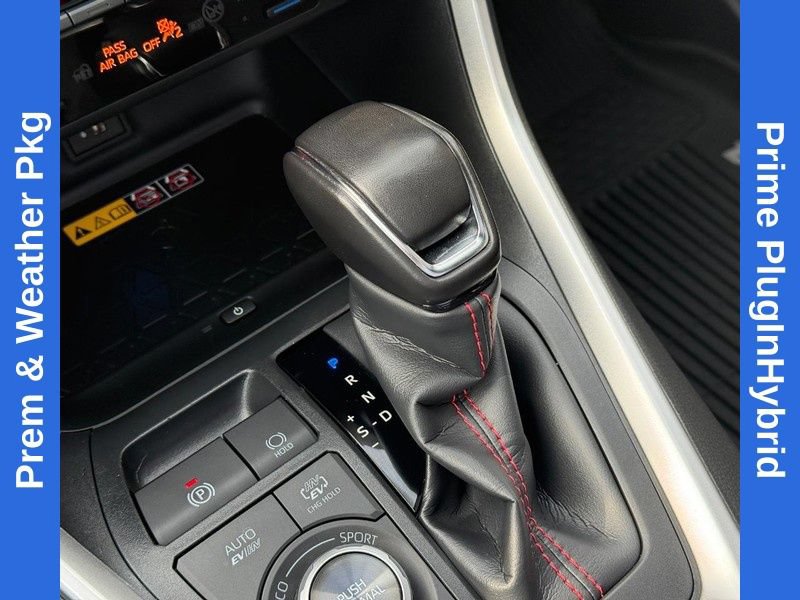 Used 2025 Toyota RAV4 XSE w/ Premium Package AWD/4WD image 27
