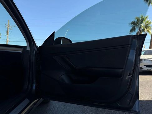 Used 2019 Tesla Model 3 Long Range image 30