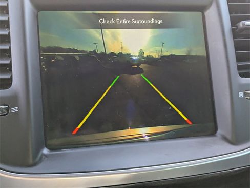 Used 2018 Chrysler 300 Touring w/ Sport Appearance Package image 11