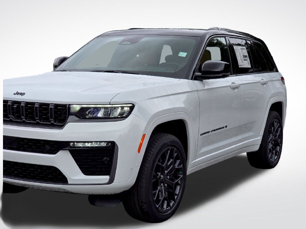 New 2027 Jeep Grand Cherokee Summit AWD/4WD image 42