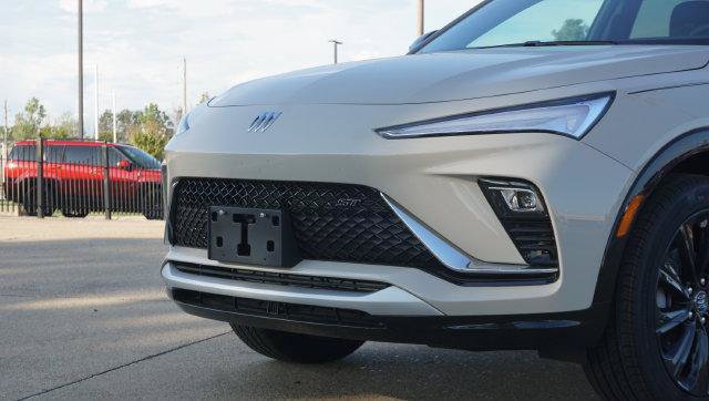 New 2026 Buick Envista Sport Touring w/ Studio Series FWD image 3
