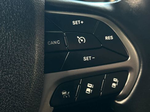 Used 2018 Jeep Grand Cherokee High Altitude AWD/4WD image 30