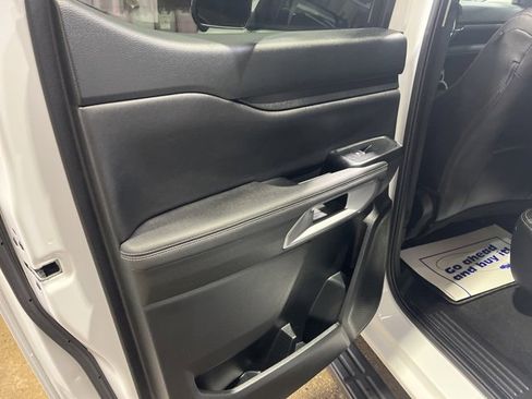 Used 2024 Ford Ranger Lariat w/ FX4 Off-Road Package image 32