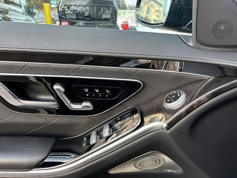 Used 2024 Mercedes-Benz S 580 4MATIC Sedan image 19